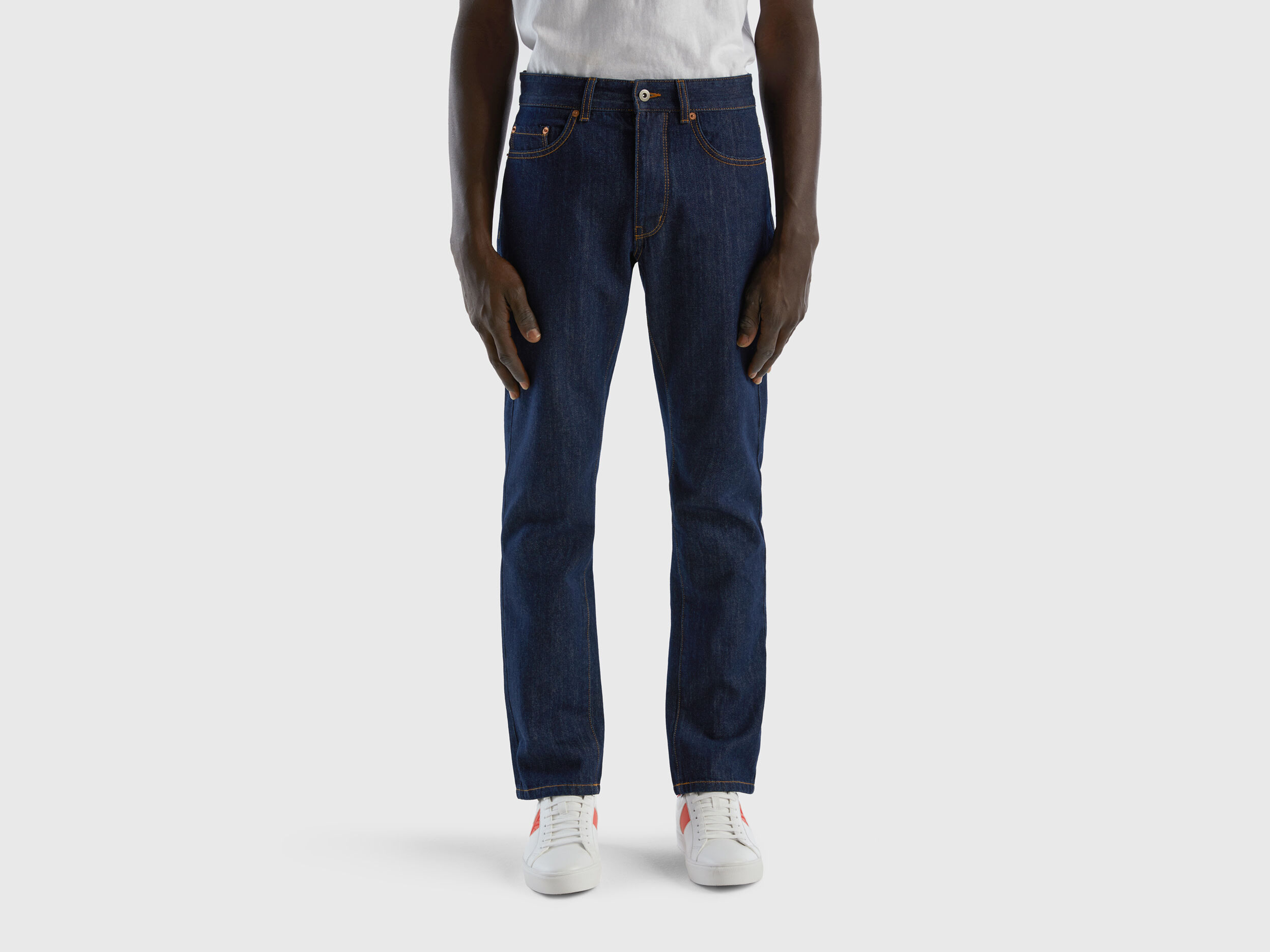 Rodd & Gunn Motion 2 Straight Leg Cotton Jeans – Seattle Thread Company